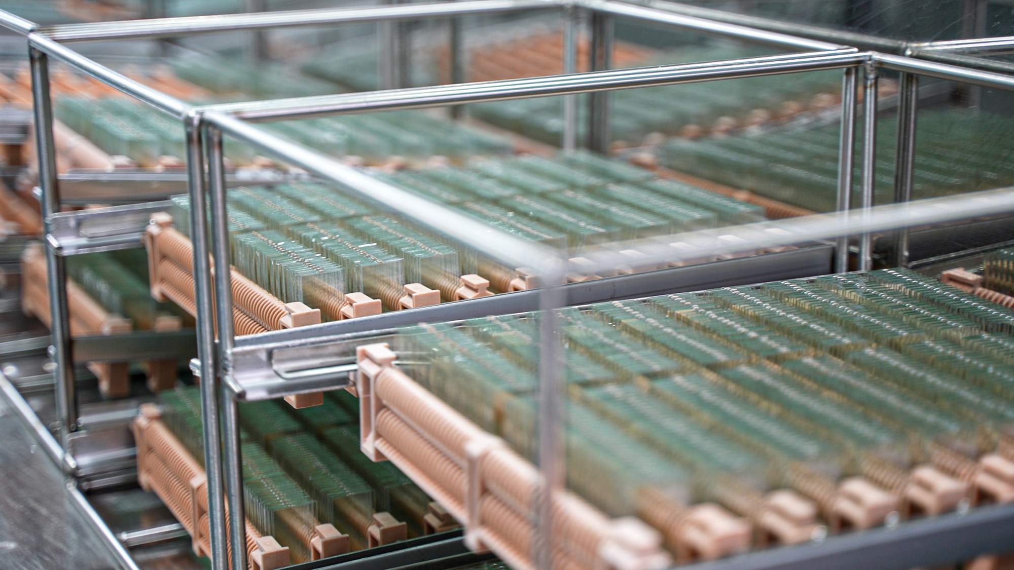 Modélisation ITO : la base de la fabrication d'écrans LCD de précision